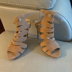 Chinese laundry Tan heels